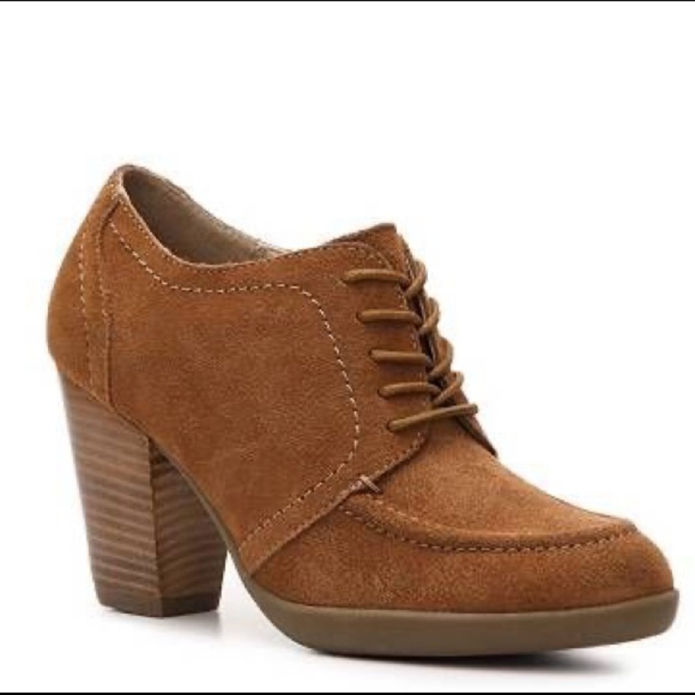 Kenneth Cole Reaction Tan Suede Lace-up Booties
